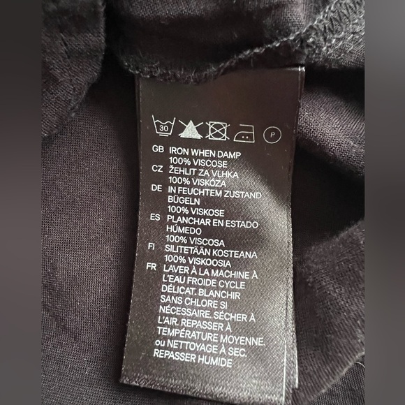 Divided by H&M Long Black Sleeveless Blouse Size 2 - Picture 7 of 9